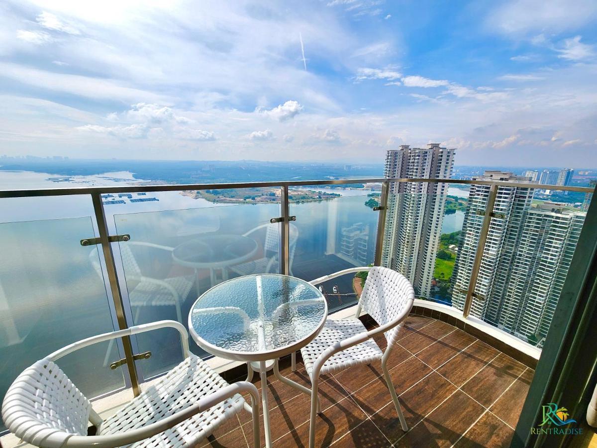 Aparthotel Country Garden Danga Bay @ Uha Johor Bahru Esterno foto